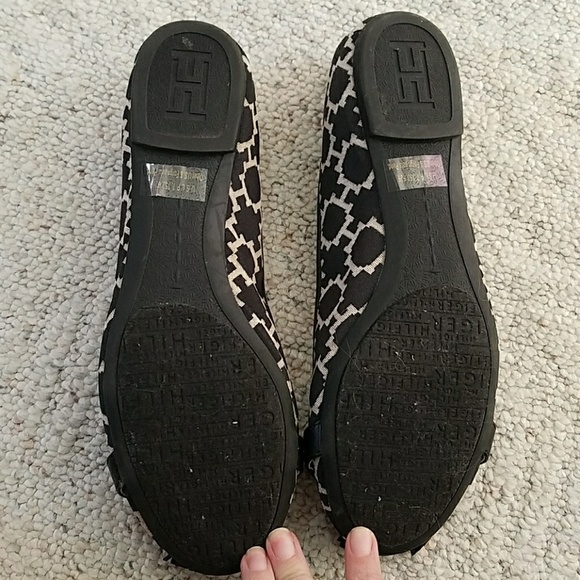 Tommy Hilfiger black tassel flats size 8 - Picture 5 of 5